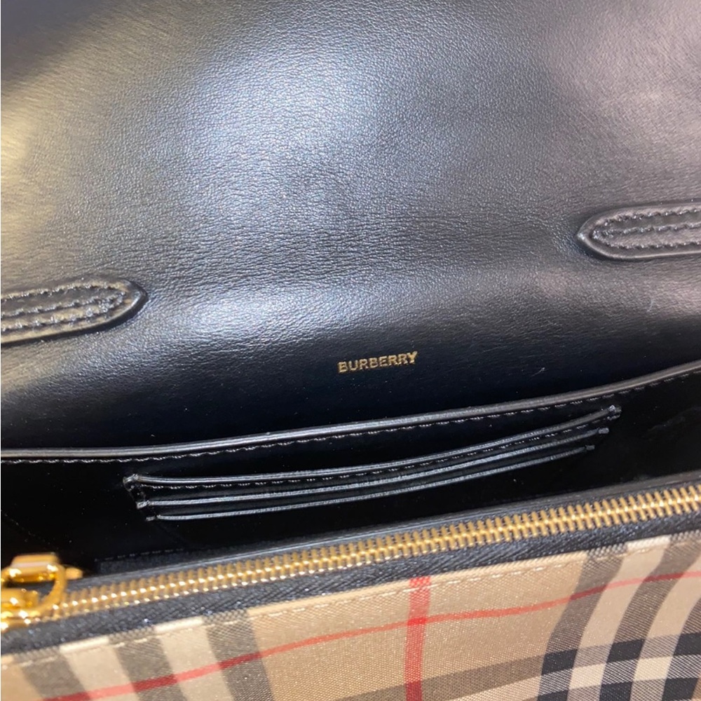 Burberry Bag - Picture 4 of 5